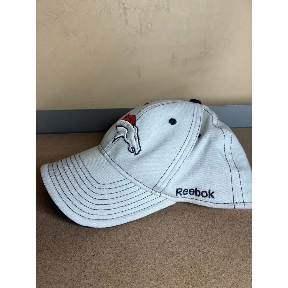 Reebok Denver Broncos NFL Youth Hat White Navy Blue Embroidered Logo OSFM 6701